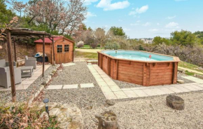 1 Bedroom Awesome Home In La-Roque-Sur-Pernes